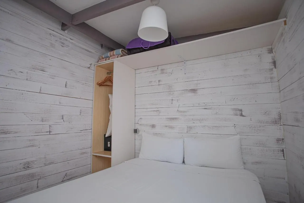 Кемпинг Camping Caledonia Тамарит