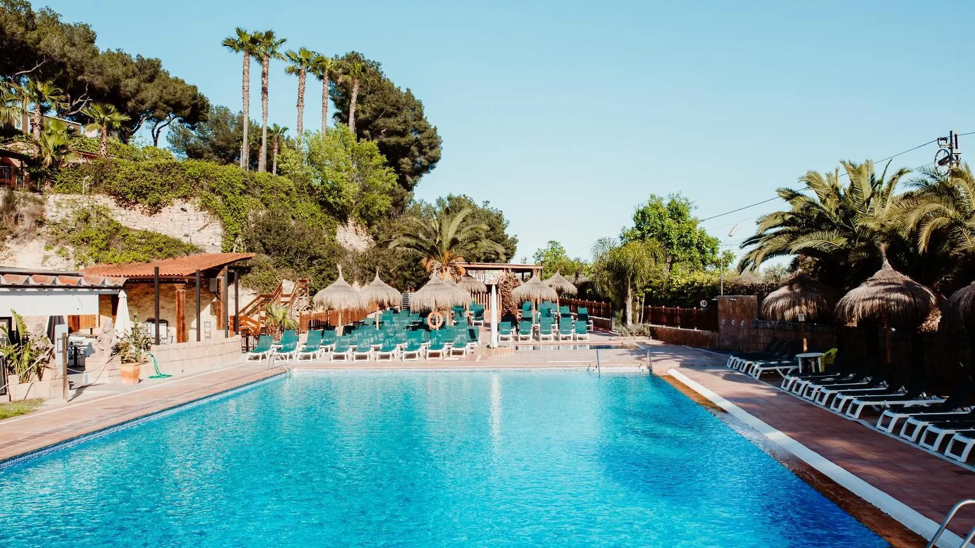 Camping Caledonia Tamarit