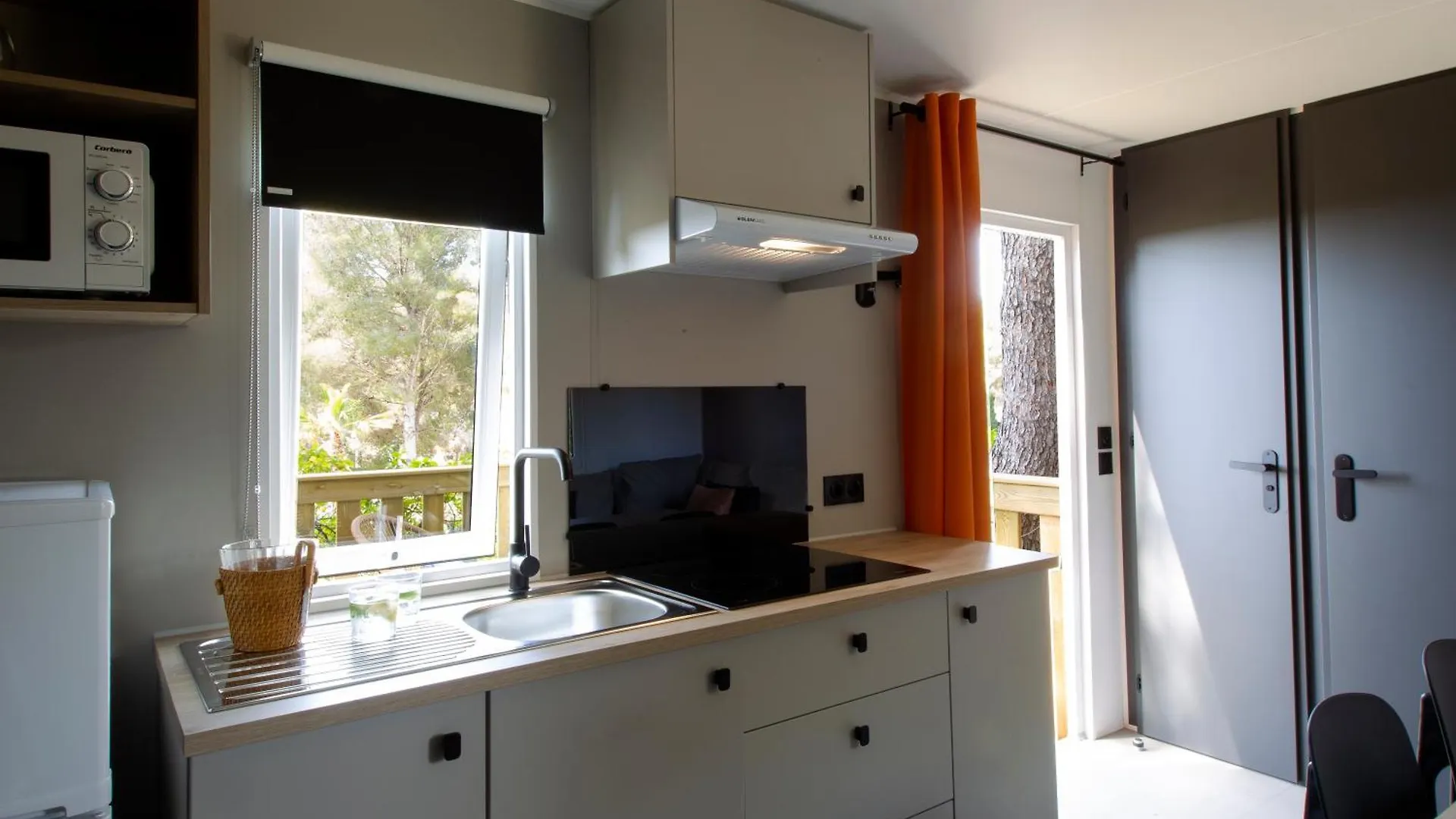 Camping Caledonia Tamarit 4*,  Spain
