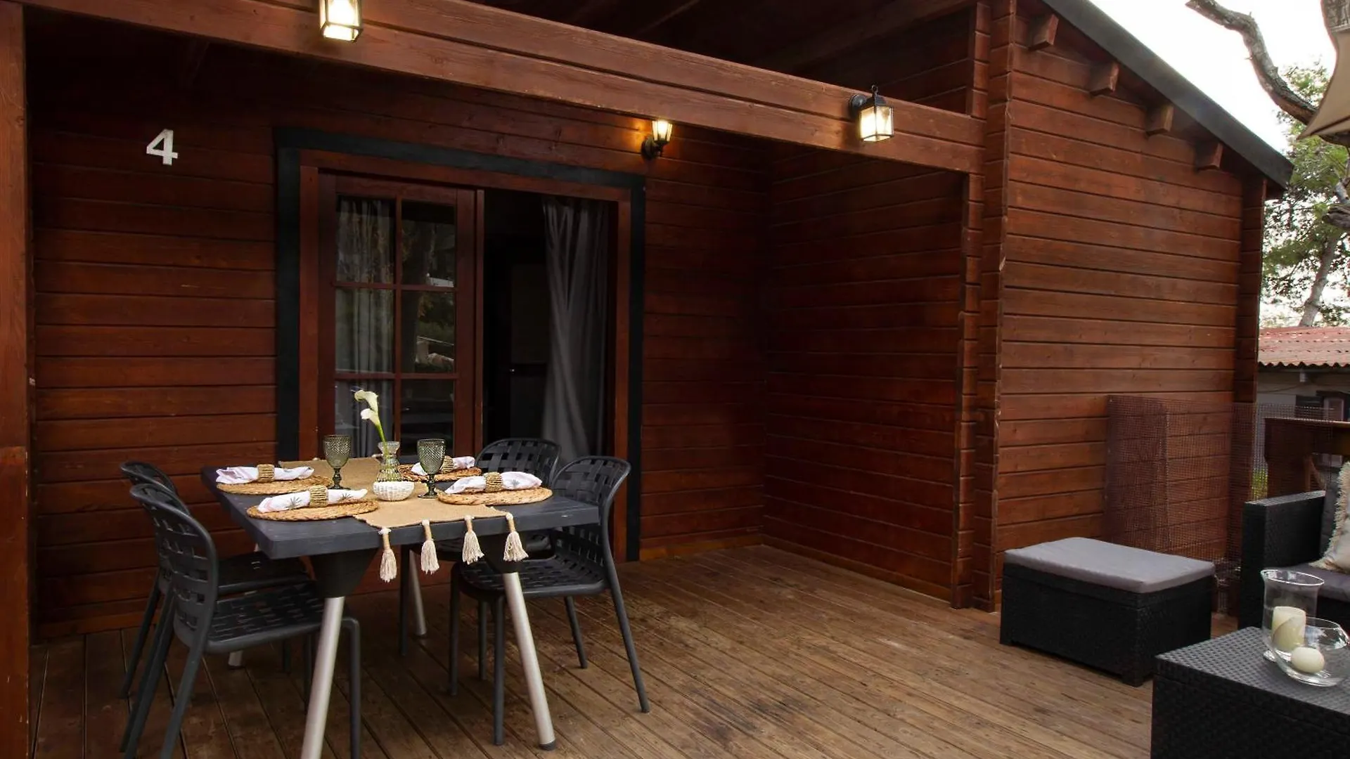 ****  Camping Caledonia Tamarit España