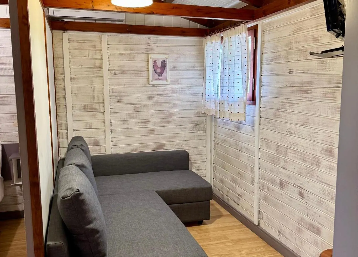 Кемпинг Camping Caledonia Тамарит