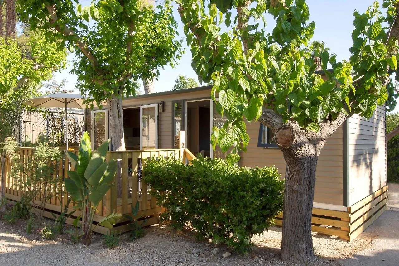 Camping Caledonia Tamarit