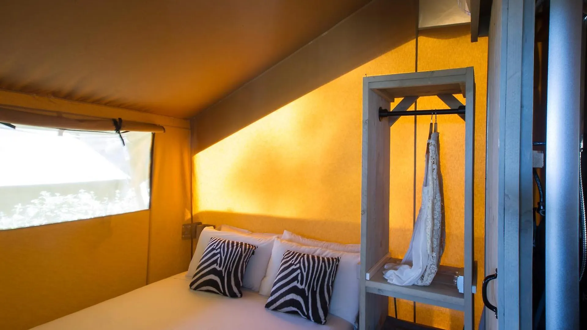 Camping Caledonia Tamarit Spain